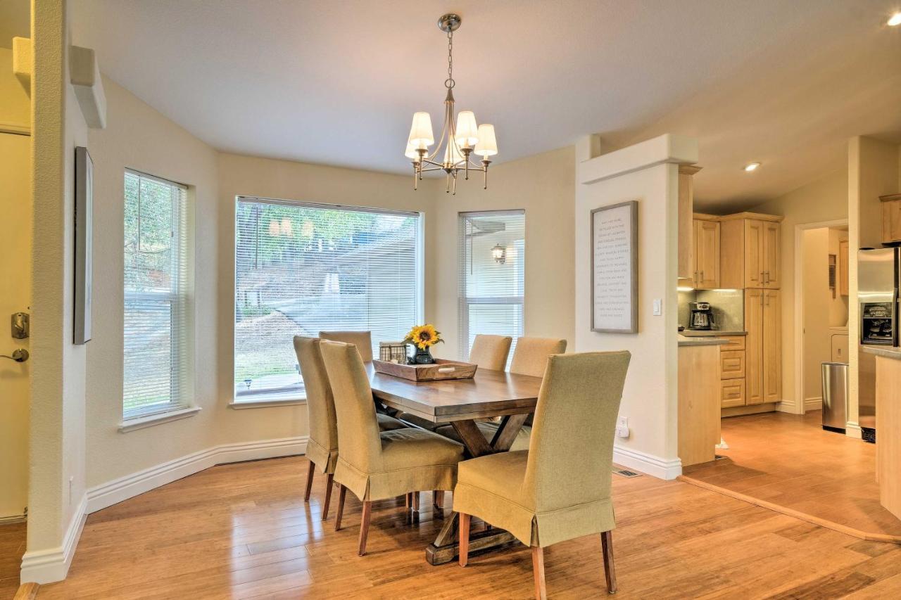 Groveland Gem With Deck, Game Room And Much More! Buitenkant foto