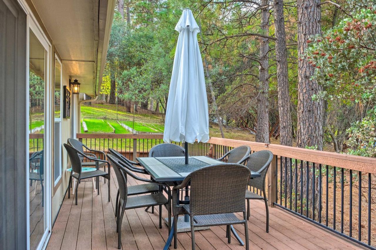 Groveland Gem With Deck, Game Room And Much More! Buitenkant foto
