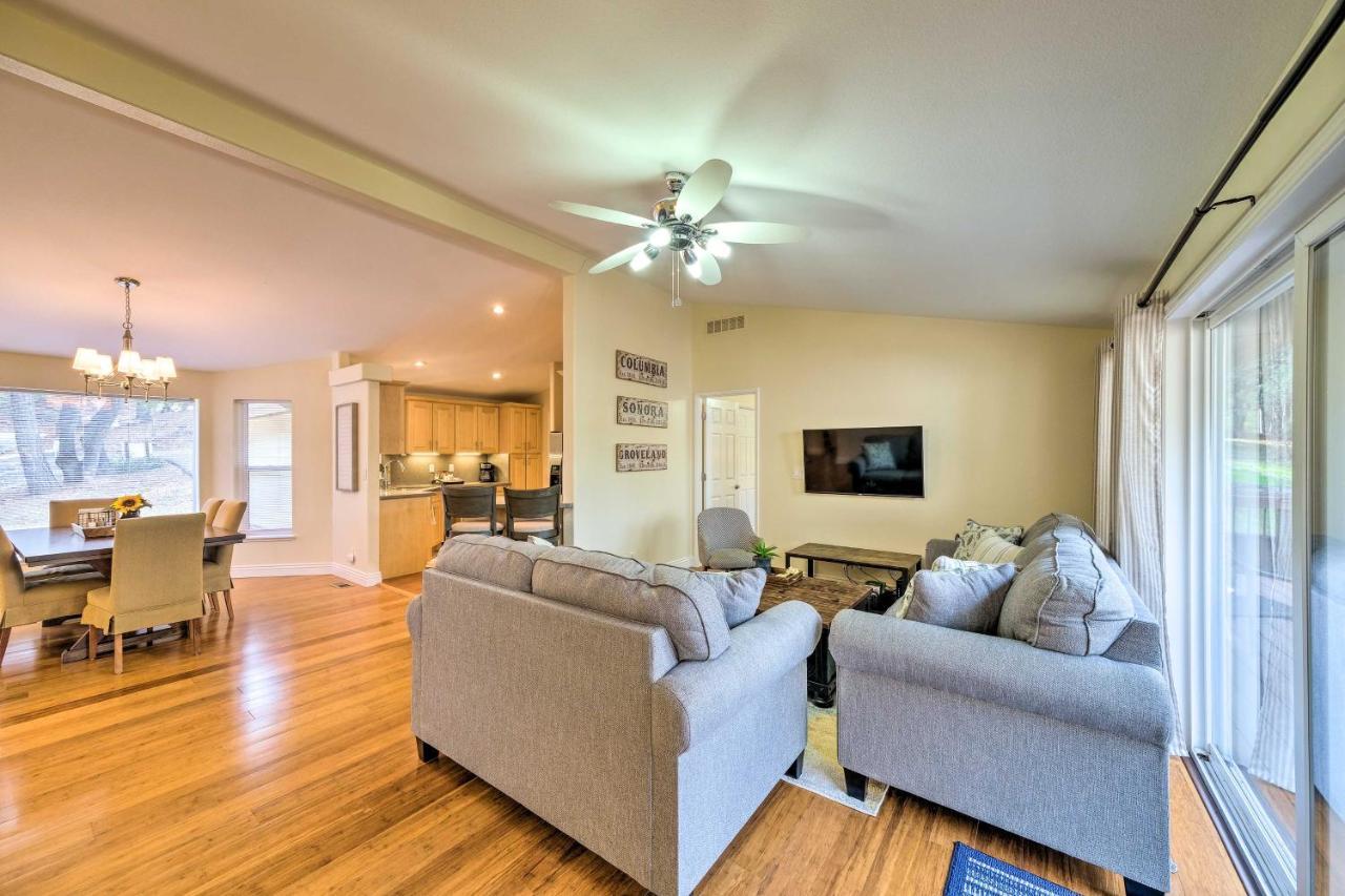 Groveland Gem With Deck, Game Room And Much More! Buitenkant foto